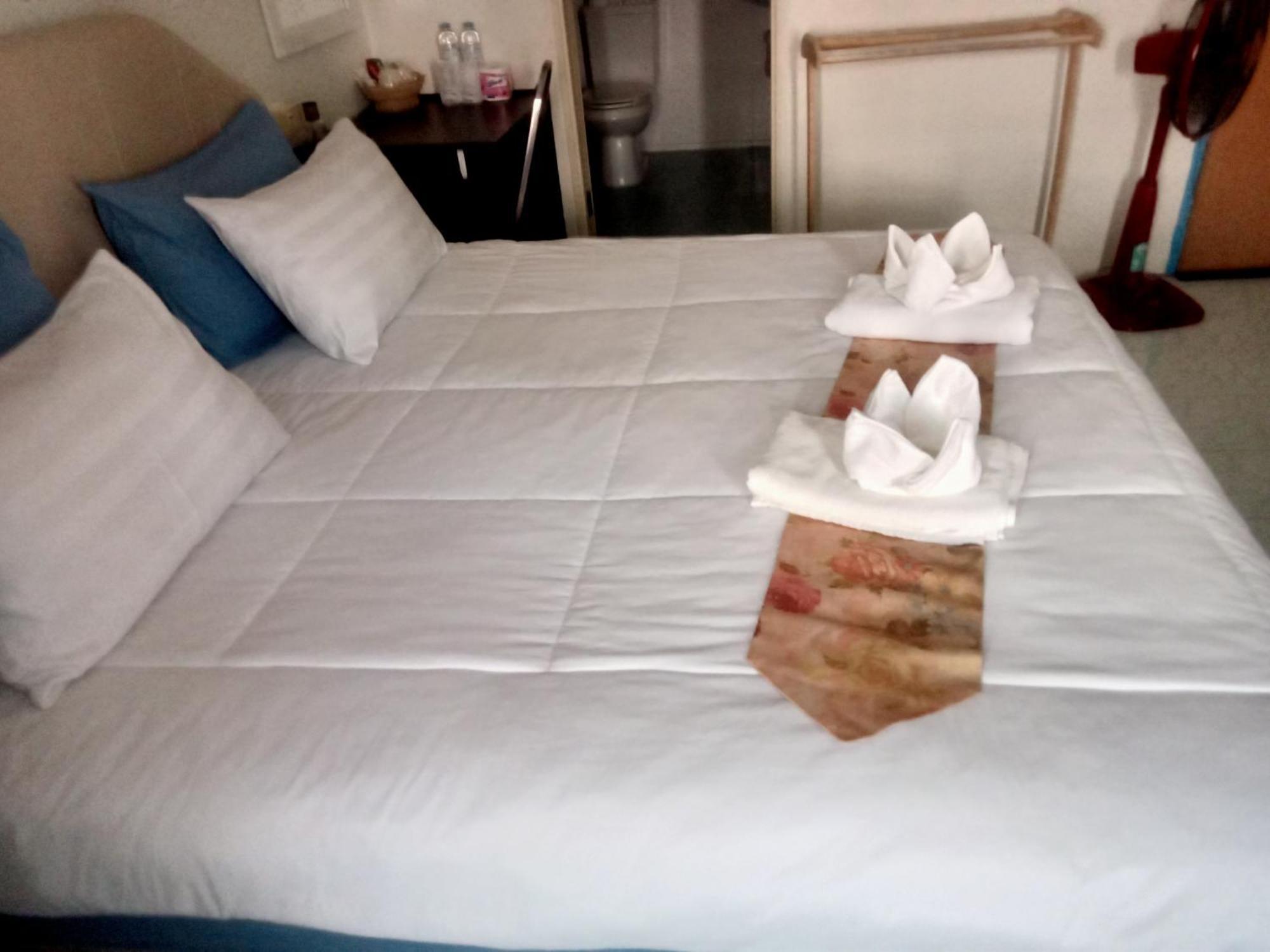 Happy Home Guest House 반 페 객실 사진