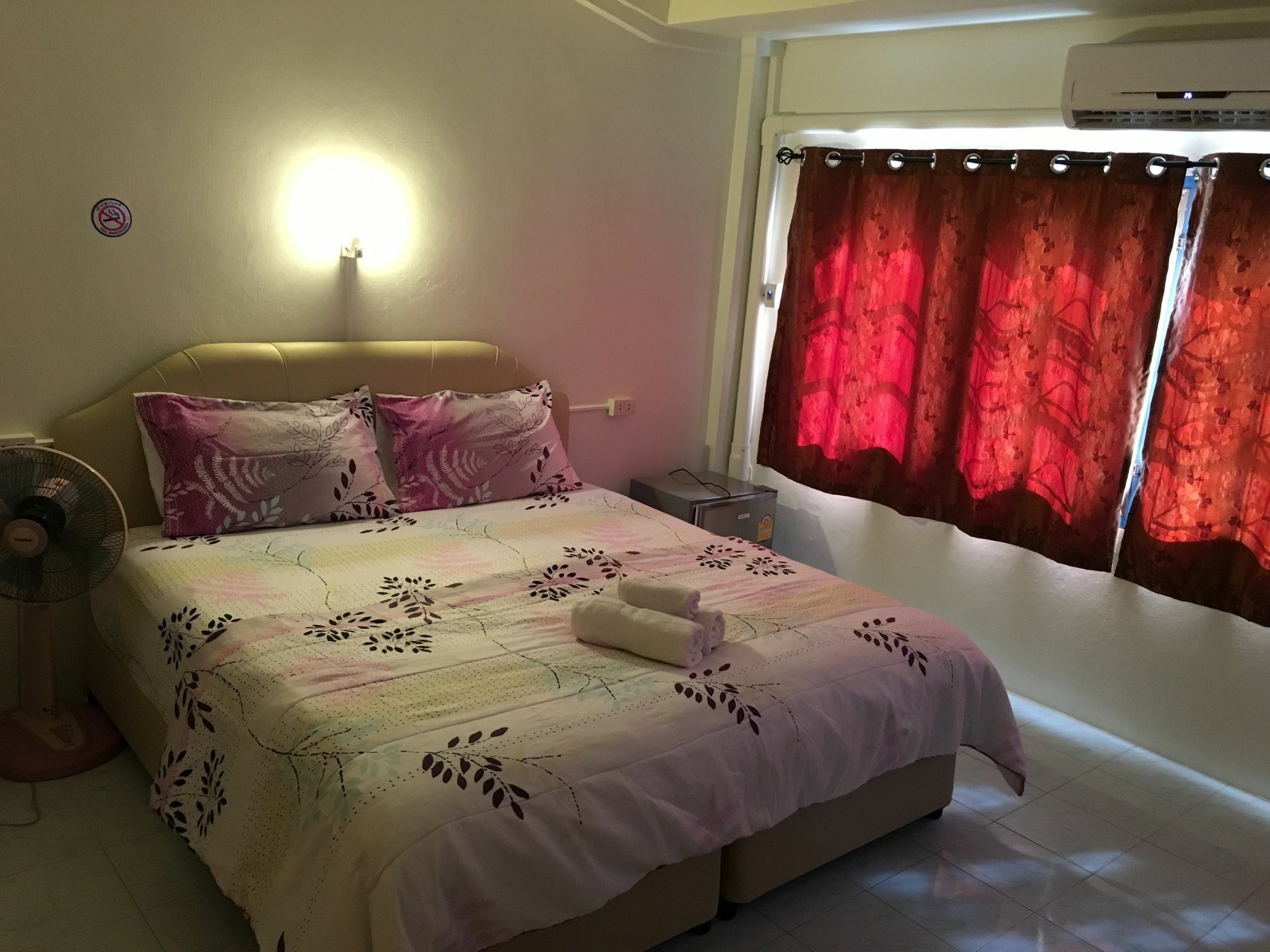Happy Home Guest House 반 페 외부 사진